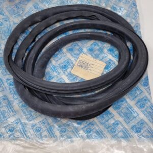 GUARNIZIONE_PARABREZZAVETRO_ANTERIORE_APE_MP GUARNIZIONE_PARABREZZAVETRO_ANTERIORE_APE_MP