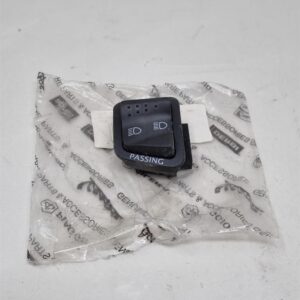 COMMUTATORE_LUCI_PIAGGIO_BEVERLY_125150250300400-HEXAGON_125150-MP3_300-CARNABY_125200 COMMUTATORE_LUCI_PIAGGIO_BEVERLY_125150250300400-HEXAGON_125150-MP3_300-CARNABY_125200