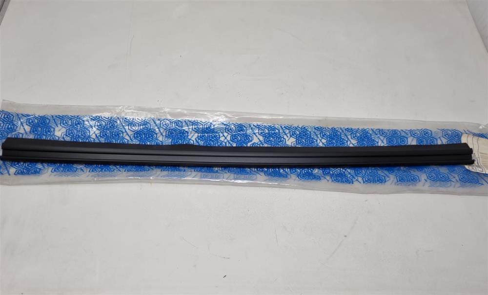 GUARNIZIONE_RASCHIAVETRO_PIOAGGIO_APE_TM_703 GUARNIZIONE_RASCHIAVETRO_PIOAGGIO_APE_TM_703